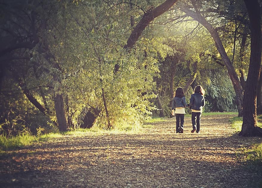 niños, los niños, para caminar, vagante, camino, mejores amigos, amistad, juventud, inocencia, niño, joven